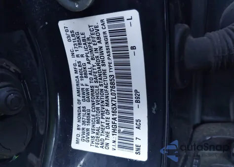 2007 Honda Civic Lx z USA, uszkodzony, nr VIN 1HGFA165X7L076853